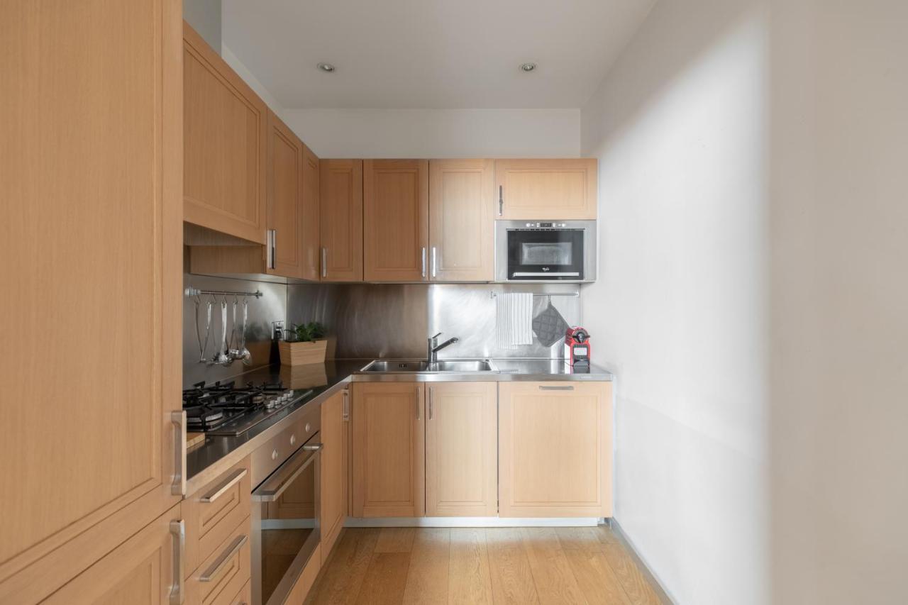 רומא Iflat Navona White And Stylish Apartment מראה חיצוני תמונה