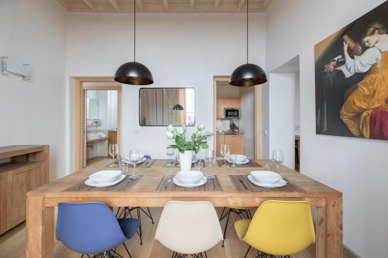 רומא Iflat Navona White And Stylish Apartment מראה חיצוני תמונה