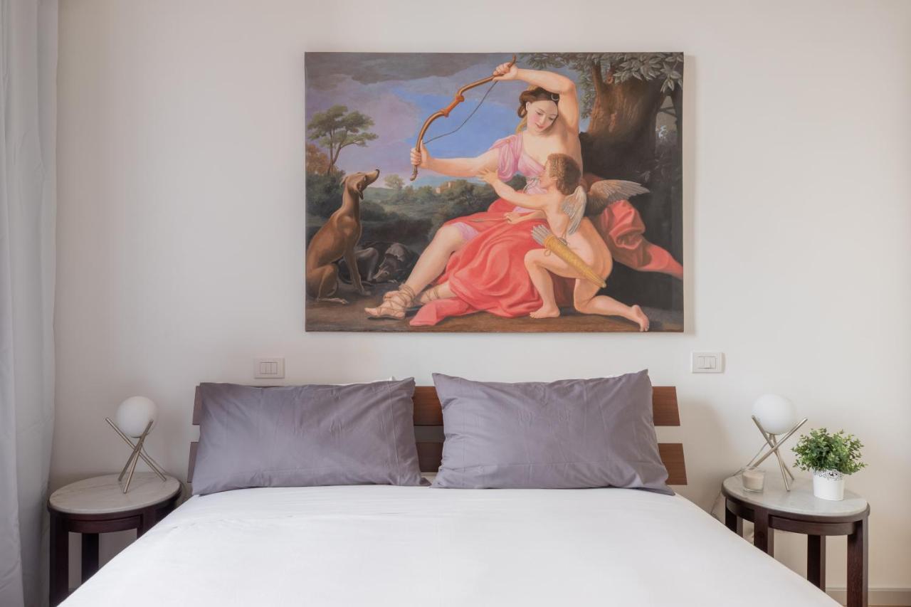 רומא Iflat Navona White And Stylish Apartment מראה חיצוני תמונה